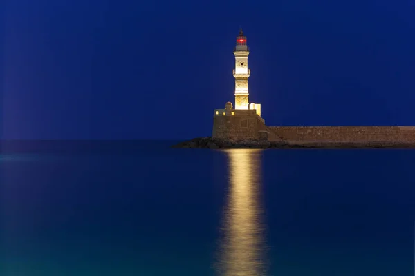 Night Lighthouse in old harbour, Chania, Crete — Stock Photo, Image