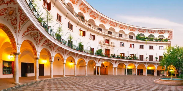 Plaza del Cabildo le matin, Séville, Espagne — Photo