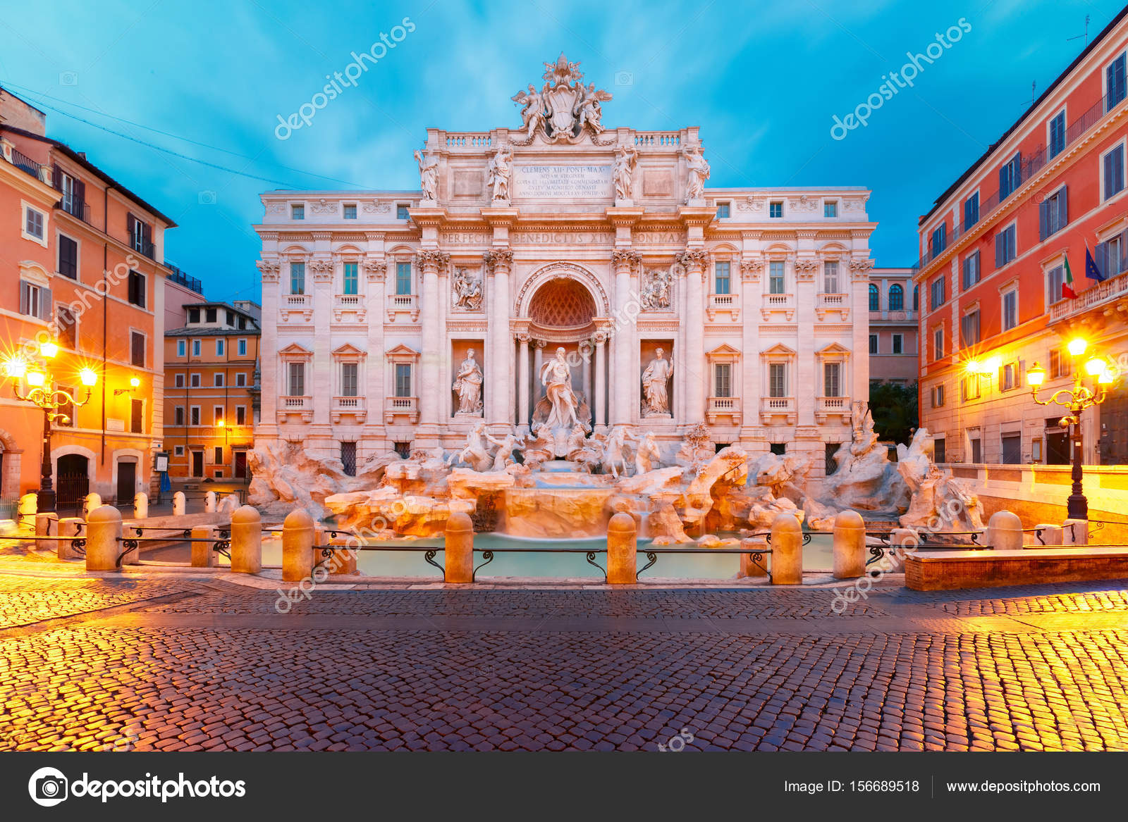 トレビの泉 ローマ イタリアのフォンタナ ディ トレヴィ ストック写真 C Olgacov 156689518