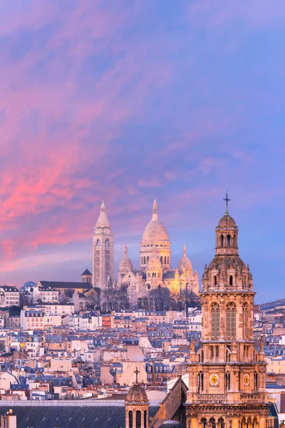 Bazylika Sacre-Coeur o zachodzie słońca w Paryż, Francja — Zdjęcie stockowe