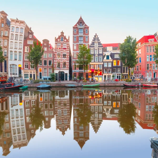 Mattina vista sulla città del canale di Amsterdam Herengracht — Foto Stock