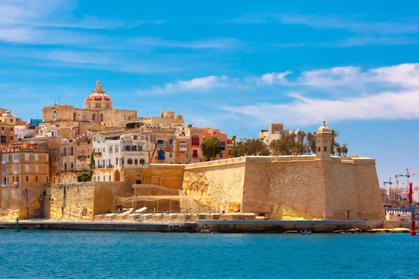 Ancient fortifications of Valletta, Malta. — Stock Photo, Image