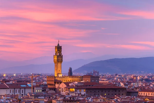 Το Palazzo Vecchio στο ηλιοβασίλεμα της Φλωρεντίας, Ιταλία — Φωτογραφία Αρχείου