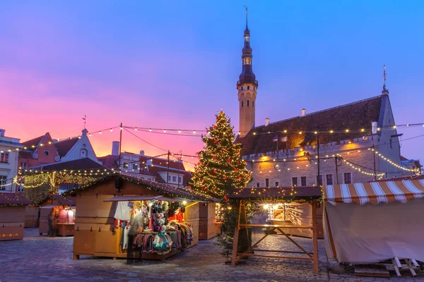 Julmarknad i tallinn, Estland — Stockfoto
