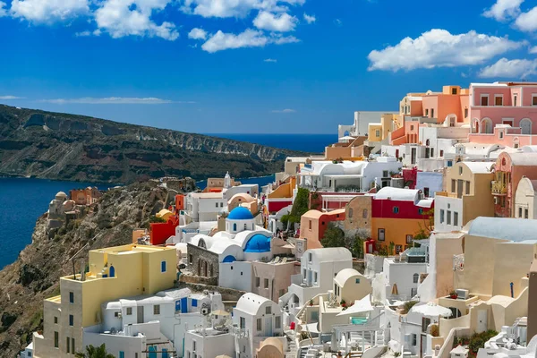 Pintoresca vista de Oia, Santorini, Grecia — Foto de Stock