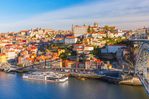 Старе місто та річку Дору в порту, Португалія. — стокове фото