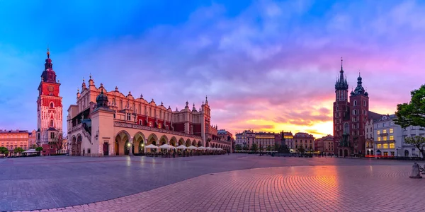 Plaza del mercado principal, Cracovia, Polonia —  Fotos de Stock