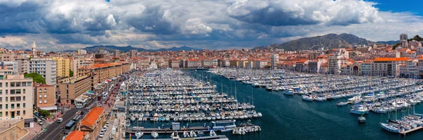 Old Port and Notre Dame, Marsella, Francia —  Fotos de Stock