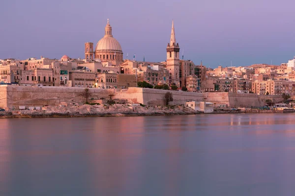 Valletta Skyline from Sliema at sunset, Malta — Stock Photo, Image