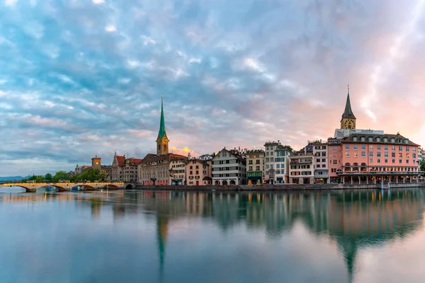 Zurigo, la città più grande della Svizzera — Foto Stock