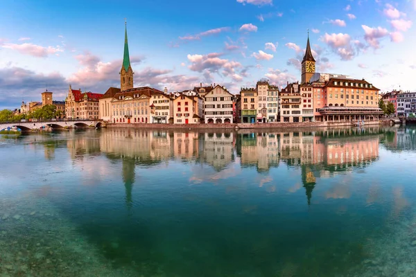 Zurich, la ciudad más grande de Suiza — Foto de Stock