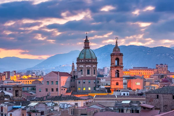 Palermo al atardecer, Sicilia, Italia —  Fotos de Stock