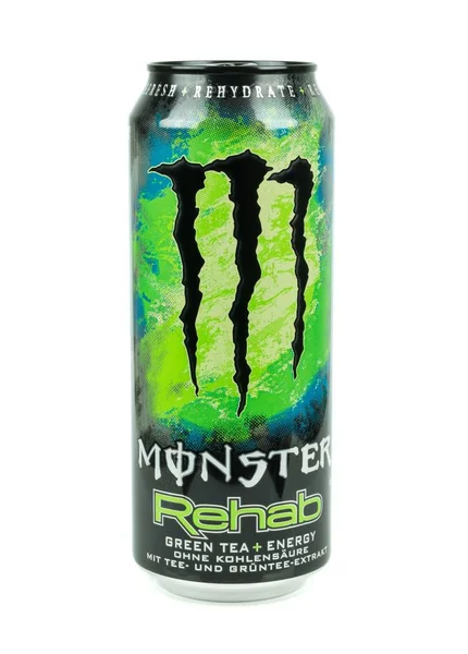 Uma lata de bebida de energia monstro — Fotografia de Stock