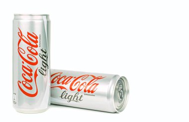 İki kutu coca cola light