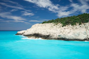 Porto Katsiki kenarı uçurum