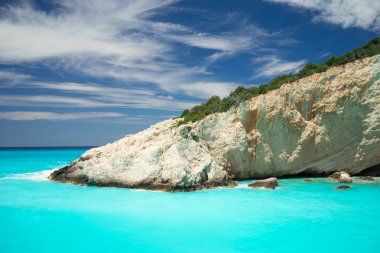 Porto Katsiki kenarı uçurum
