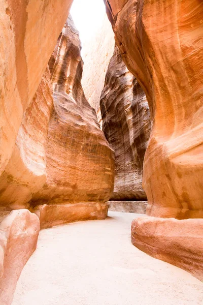 The siq canyon. Petra, Jordan country — Stock Photo, Image