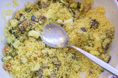 safran ve sebze ile kuskus