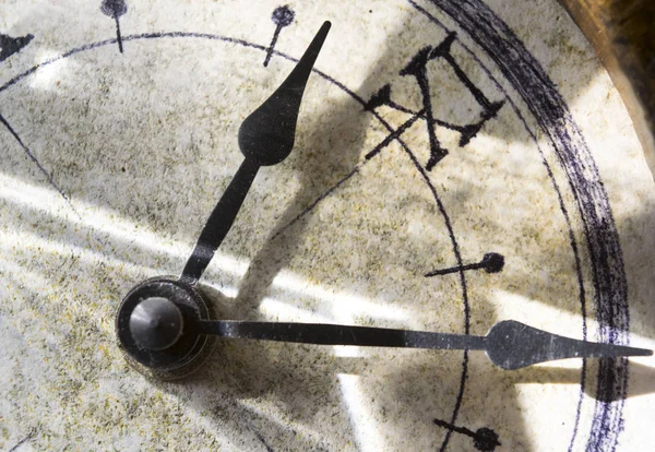 Hands of an old clock — Stock Photo, Image