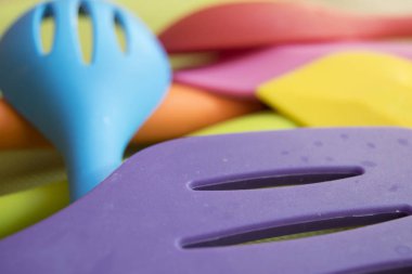 renkli plastik Kepçeler