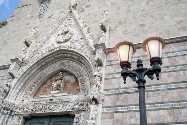 Homlokzat, a katedrális, Messina — Stock Fotó