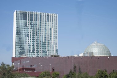 Roma'nın Eur bölgesinde, modern mimari