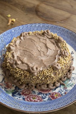 eritilmiş çikolata ile ev yapımı kek