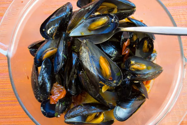 cozze impepata bir midye detay