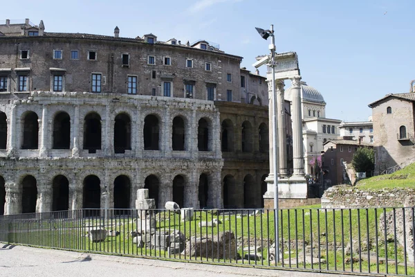 Teatro Marcello all'aperto a Roma — Foto Stock