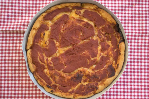 domates soslu makarna pizza