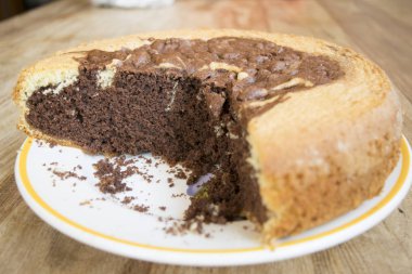 çikolata ve vanilya sünger kek