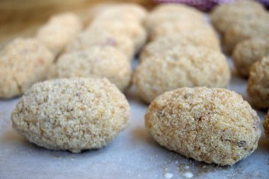 Daha önce İtalyan arancino kızarmış