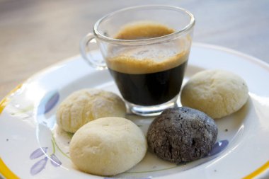 Espresso kahve ve ev yapımı hamur işleri