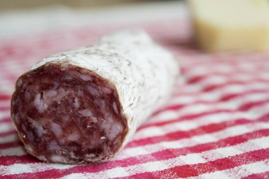 bir adet at nalı formlu salam son bölümü