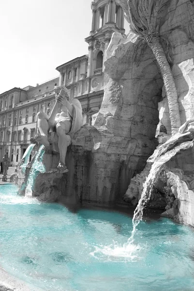 Air mancur dari neptune di Navona Square di Roma . — Stok Foto