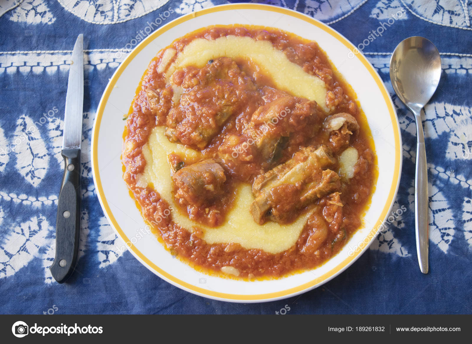 Domates ve Peynirli Polenta Domates ve Peynirli Polenta