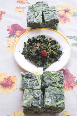 haşlanmış ve sote donmuş hindiba 