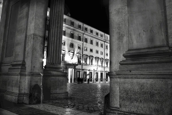 Rome. Palais Chigi en noir et blanc — Photo
