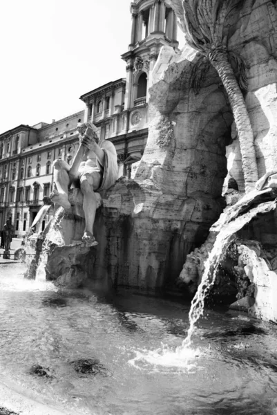 De Neptunusfontein in Navona square in Rome. — Stockfoto