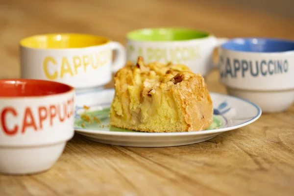 Capuchino Italiano Tarta Manzana Para Desayuno — Foto de Stock