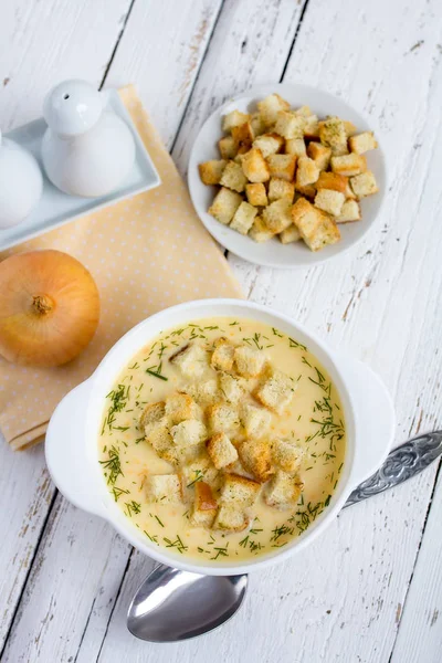 Sopa de cebola com queijo — Fotografia de Stock