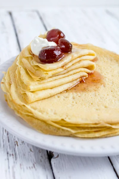 Crêpes fines frites — Photo