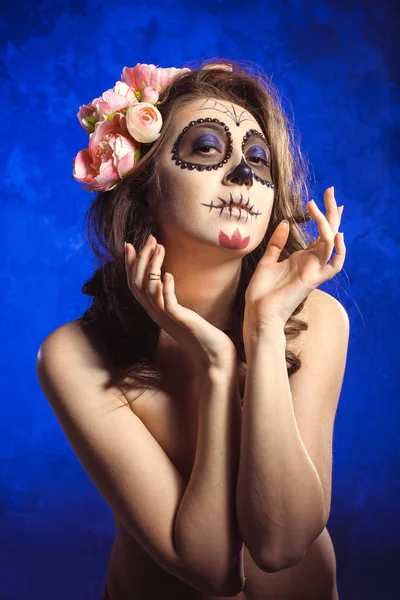 Mulher de maquiagem de Halloween de Santa Muerte — Fotografia de Stock