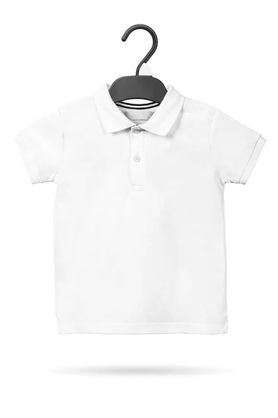 T-shirt branca isolada sobre fundo branco — Fotografia de Stock