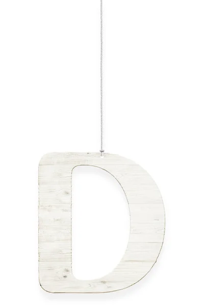 Carta de madeira com corda isolada sobre fundo branco. Parte do alfabeto — Fotografia de Stock
