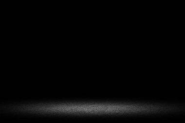 Beton zemin ve duvar arka plan ile karanlık oda