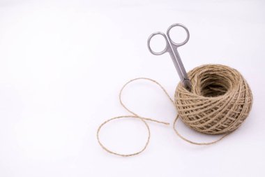 beyaz izole b makasla keten konu, keten konu