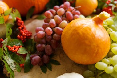 sonbahar sebze, kabak, armut, üzüm, hasat ahşap sekmesinde