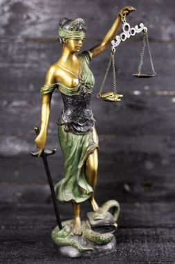 Adalet, adalet veya Justitia heykeli / Justitia 