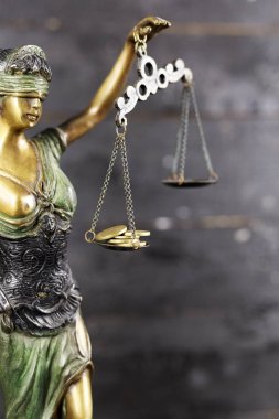 Adalet, adalet veya Justitia heykeli / Justitia 